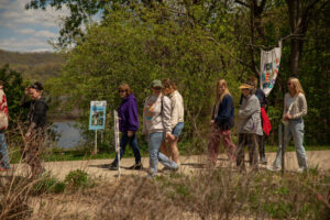 thenatureplace-benefitofboth-angiecapwellphotography-lacrossewiphotographer-175 (1)